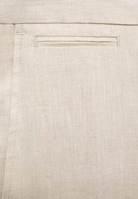 Mango Chino hlače - off-white