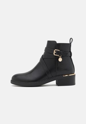 Ankle boot