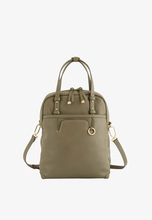 Sac à main en cuir vert olive avec doubles poignées, bandoulière réglable, poche avant et accents métalliques dorés.