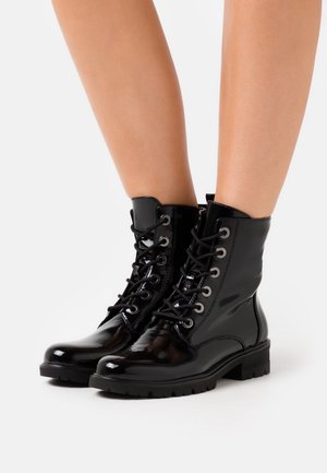Tamaris, Bottines à lacets - black