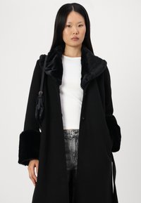 ONLY ONLEMMA LONG COAT - Klassisk frakke - black