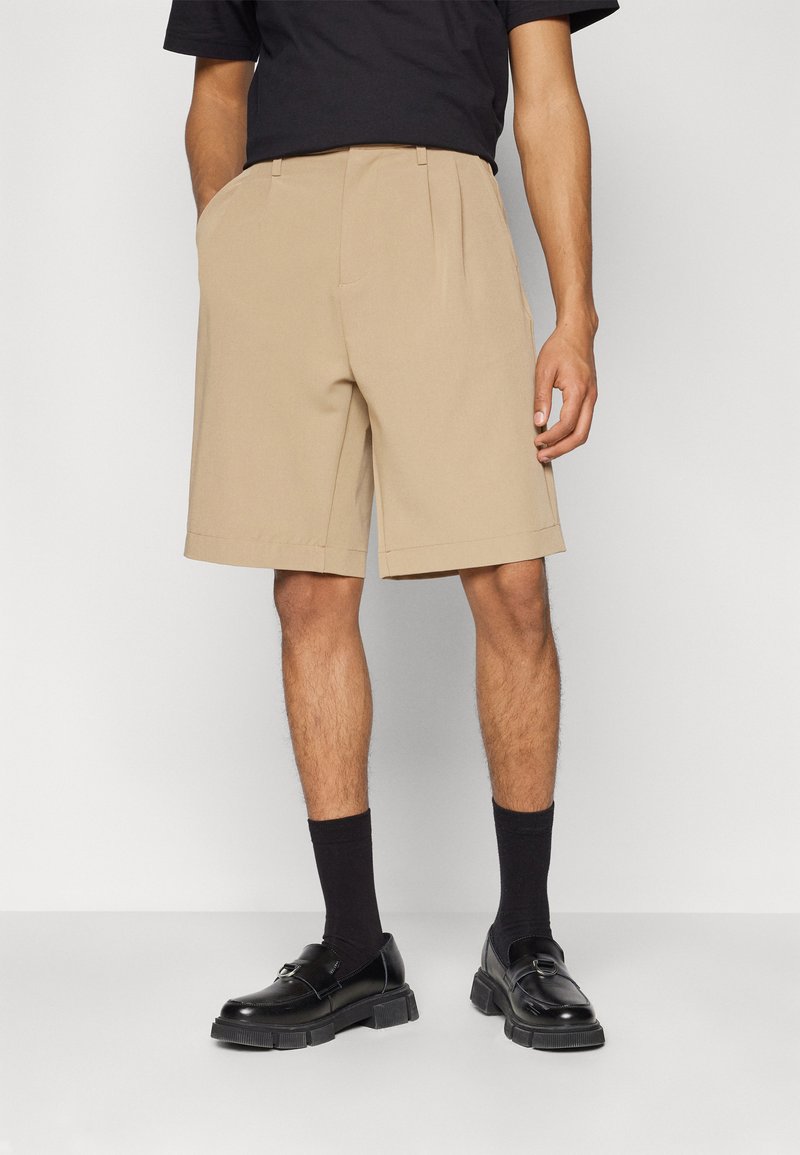 New Bedford & Sons Short 8