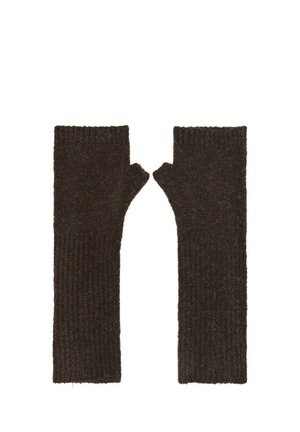 Gants sans doigts tricotés marron foncé avec des ouvertures pour le pouce et des poignets côtelés, posés à plat et face à face sur un fond blanc.