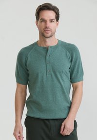 Unausgewählt, green