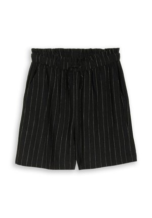 Čierne krátke nohavice s vysokým pásom s bielymi vertikálnymi prúžkami, elastickým pásom, prednými vreckami a sťahovacím šnúrkou.