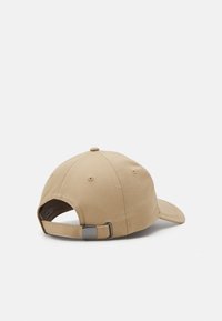 Calvin Klein LETTERING UNISEX - Cappellino - travertine