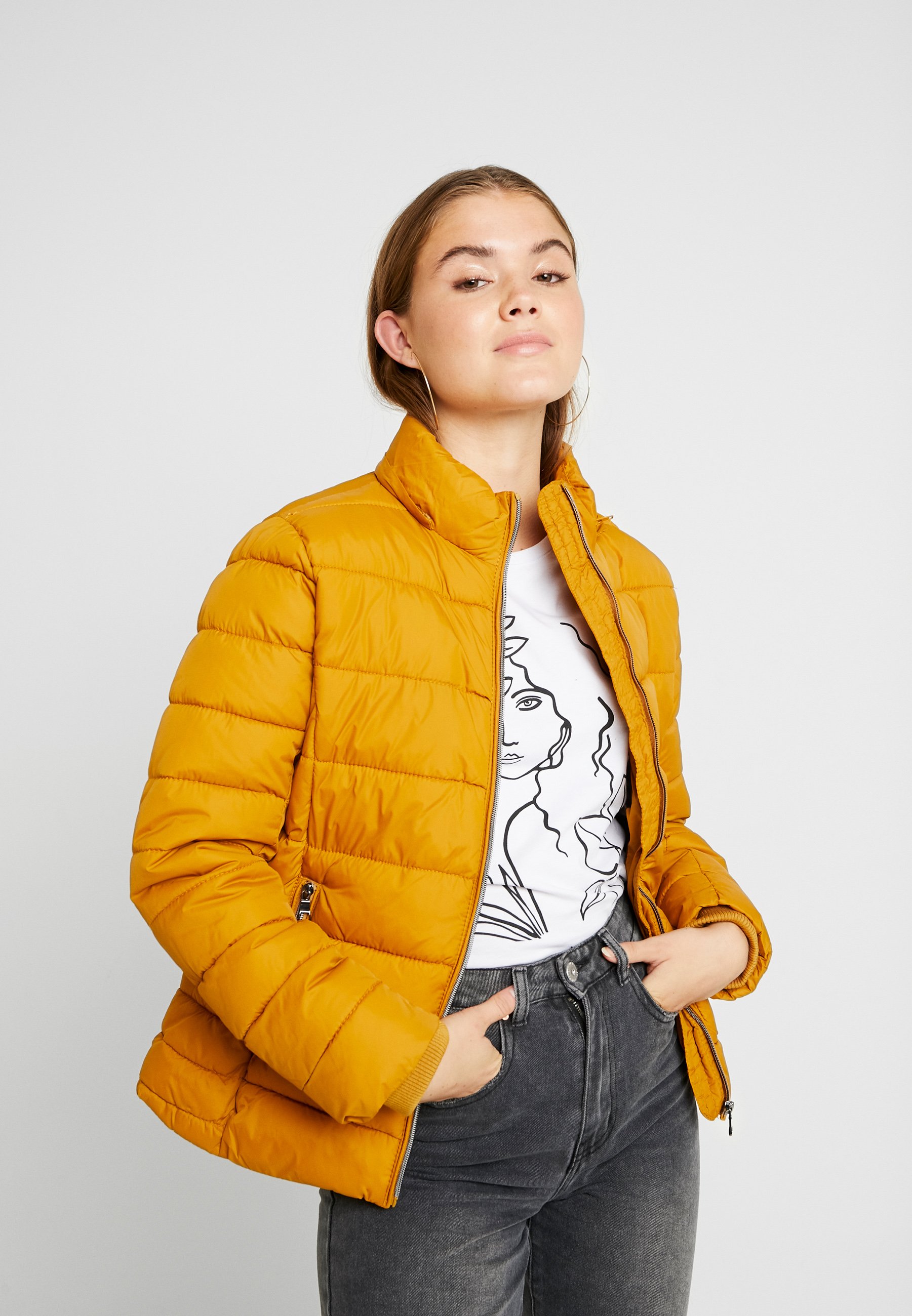 b.young BOMINA JACKET Lett jakke golden oak Zalando.no b.young BOMINA JACKET Lett jakke black Zalando.no