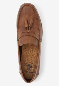 Next EMBOSSED TASSEL LOAFERS - Mokkasiinit - tan brown