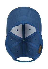 Căciulă de baseball albastră cu o coroană structurată, vizor plat și căptușeală gri deschis. Prezintă ochiuri metalice și o etichetă țesută pe lateral.