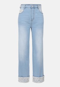 Wide leg - light blue wash