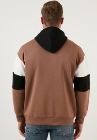 Buratti REGULAR FIT - Mikina s kapucňou - safari