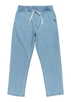 Pantalones de denim azul claro con una cintura elástica y cordón blanco. Presenta piernas ajustadas y bolsillos laterales. Textura suave con un ligero desvanecimiento.