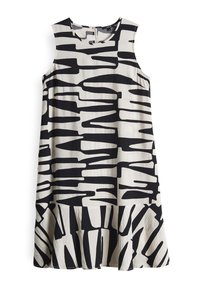 Robe blanche sans manches avec un motif abstrait de coups de pinceau noirs et un ourlet à volants en bas.