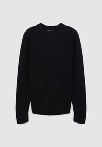 Maglione blu scuro, texture lavorata a maglia, collo a giro, maniche lunghe, polsini e orlo a coste, con una vestibilità rilassata e senza decorazioni visibili.