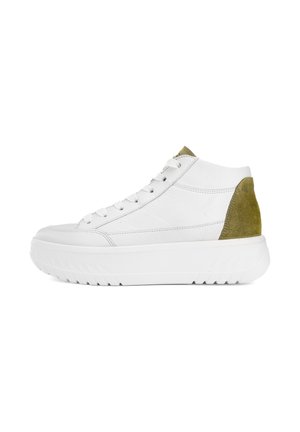 White high-top sneakers made of leather with a green suede accent at the heel, featuring a thick rubber sole and shoelace closure.