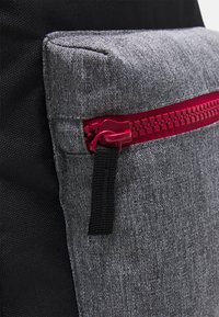 Levi's® BOX LOGO BACKPACK PENCIL UNISEX - Mochila escolar - black