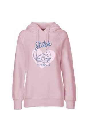 Hellrosa Kapuzenpullover mit einer Grafik vorn, die die Figur Stitch in einem blassen rosa Herz zeigt, und darüber das Wort "Stitch" in blauer Schriftart.
