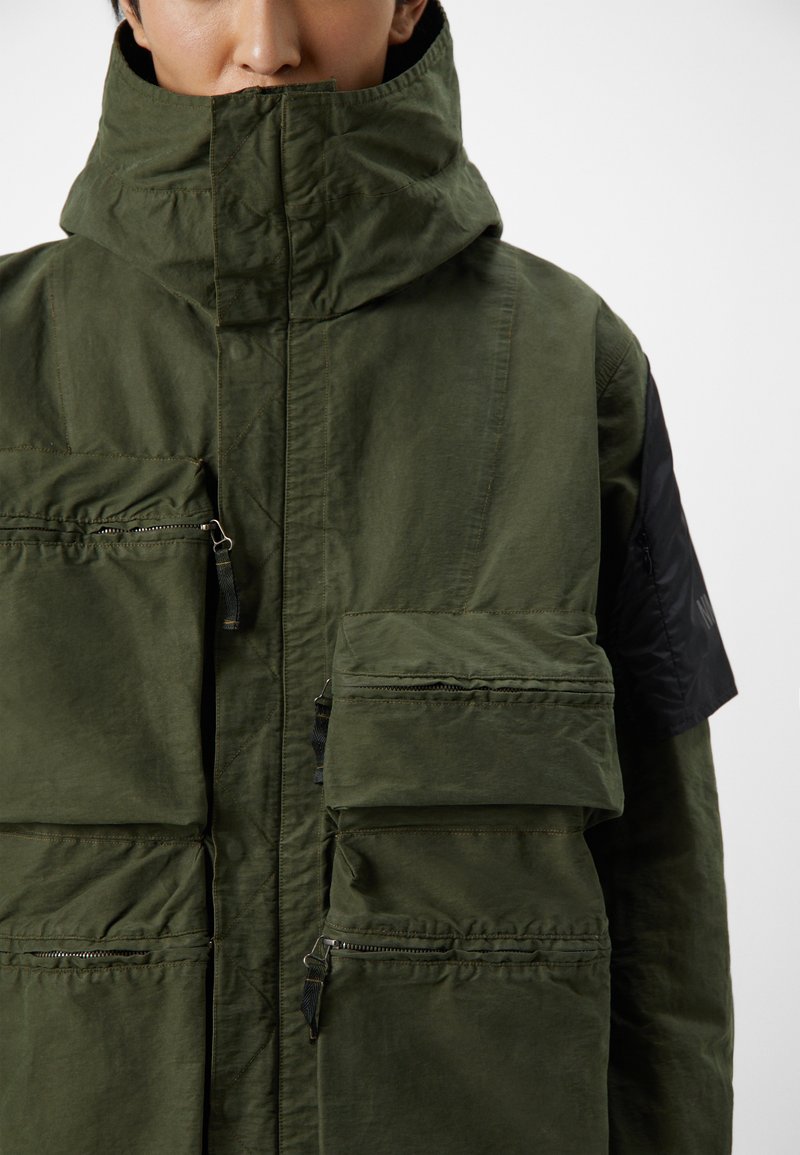 Nemen BEAN MULTIPOCKETS PARACHUTE SMOCK GARMENT DYED MONO 