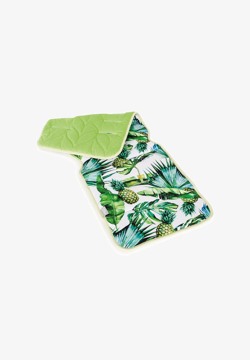 Podkładka na gorące naczynia pikowana z zielonym wzorem liści na górze i białą bazą z ilustracjami tropikalnych roślin i ananasów. Obszyta kremowym wykończeniem.