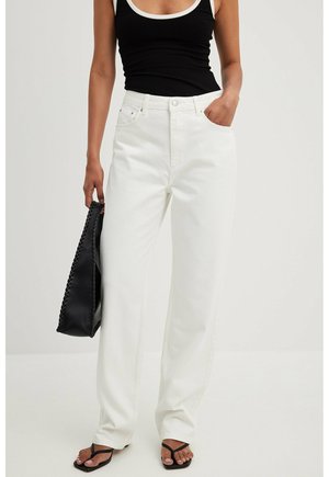 MIT HOHER TAILLE - Straight leg jeans - white