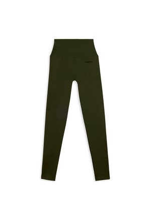 Leggings verde oliva a vita alta realizzati in materiale elasticizzato, con una texture liscia e un piccolo logo sulla cintura.