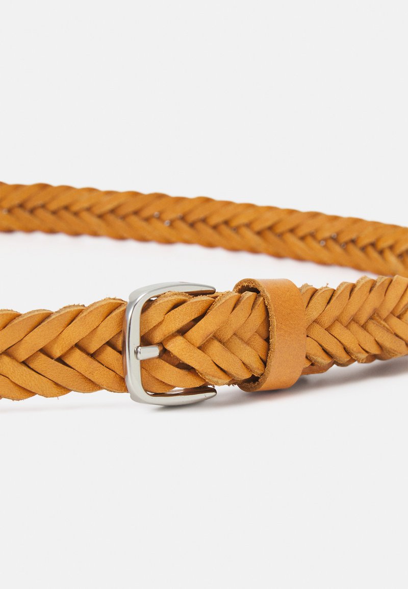 Damen Gürtel casual | TOM TAILOR CLAUDETTE Gürtel light cognac/cognac - DX79880 Damen Gürtel casual | TOM TAILOR CLAUDETTE Gürtel light cognac/cognac - DX79880
