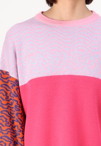 ONLY ONLHILLA MIX BOX O NECK - Maglione - raspberry sorbet