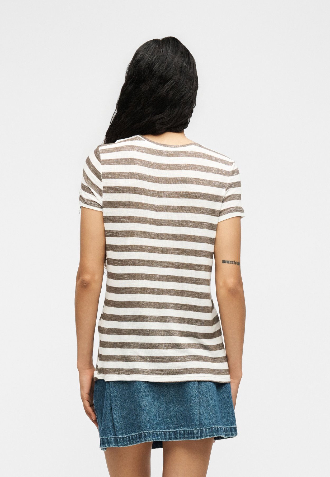 ONLLIRAN O NECK TEE
