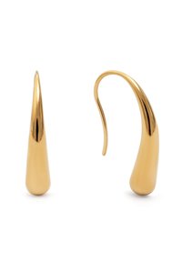 Ein Paar schlanker goldener Tropfhänger mit glatten, elongatedem Tränenform, wobei einer die Vorderseite und der andere den gebogenen Hakenverschluss zeigt.