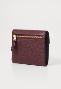 COACH SMALL WALLET - Peněženka - merlot