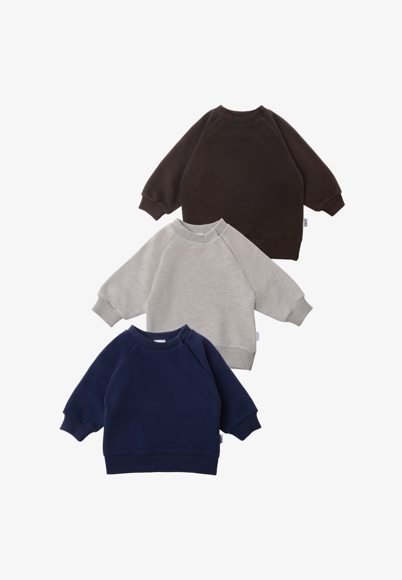 Drei Sweatshirts in Dunkelbraun, Hellgrau und Marineblau. Baumwollmischung, Rundhalsausschnitt, lange Raglanärmel, gerippte Bündchen und Saum.