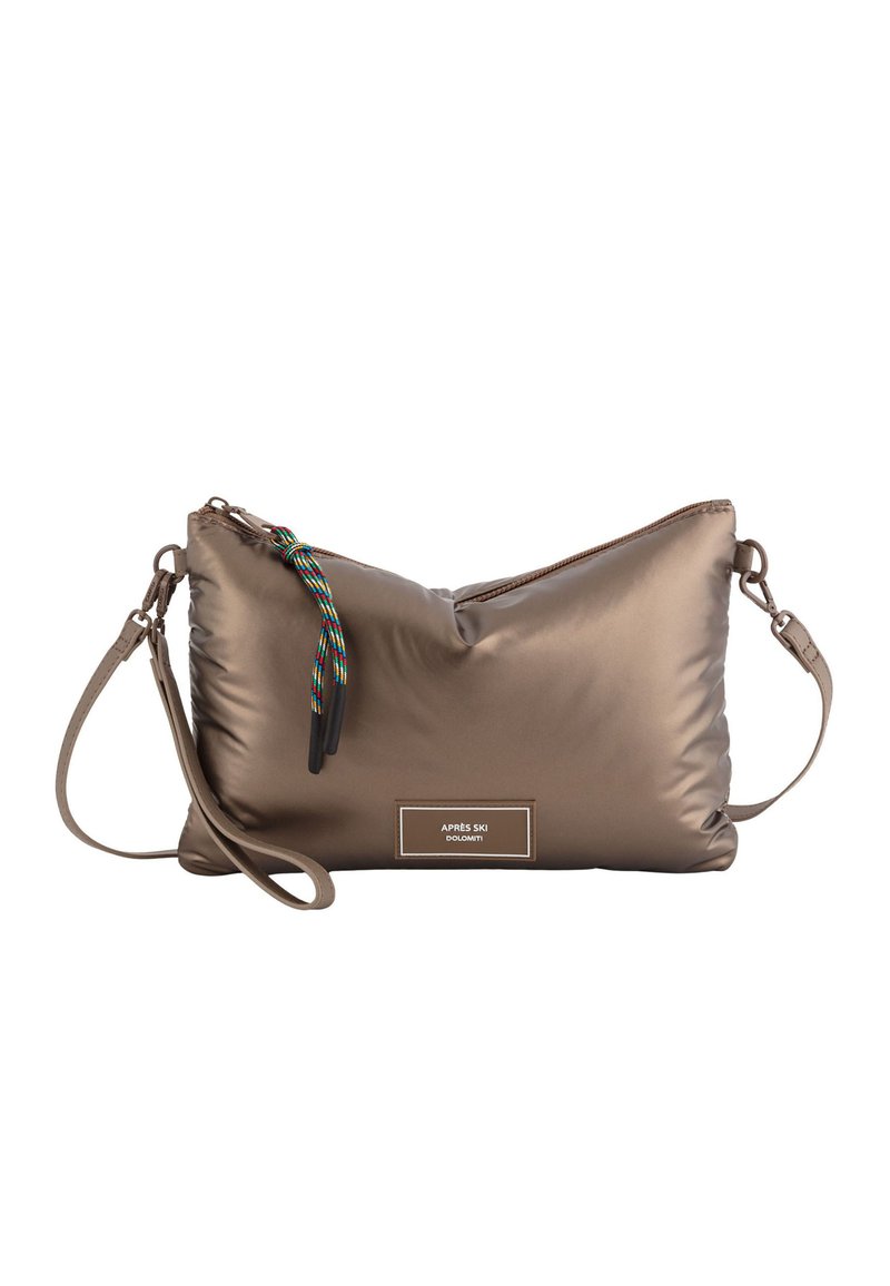 Brązowa satynowa torebka na ramię z zamknięciem na zamek, w kształcie ukośnym, z regulowanym paskiem i kolorowym akcentem sznurkowym. Posiada naszywkę z logo.