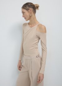 Calliope CUT OUT - Langarmshirt - beige medio
