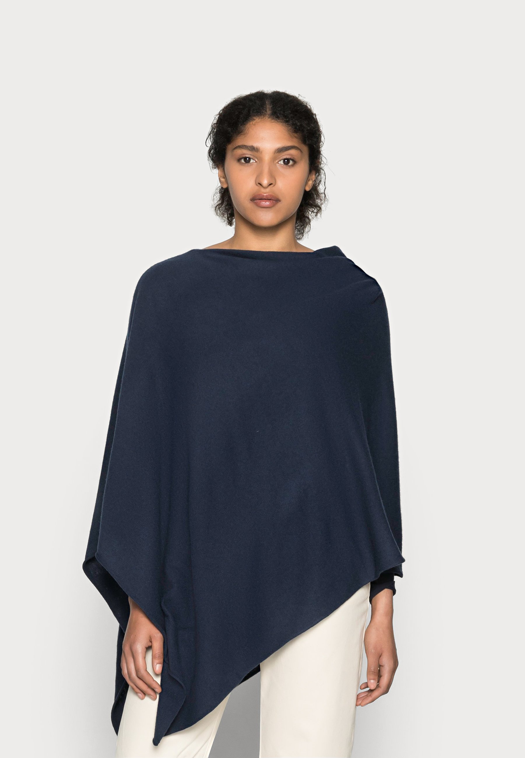 Femme KRISTANNA - Cape Femme KRISTANNA - Cape