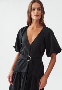 WILLA FLUTE  - Freizeitkleid - black