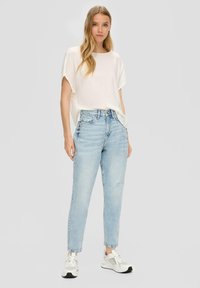 QS - Jeansy Zwężane