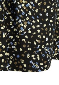 Svart tyg med ett litet blommönster i gula, ljusblå och bruna nyanser. Designen har spridda, stiliserade blommor med mjuk textur.