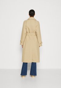 GAP Gabardina - khaki