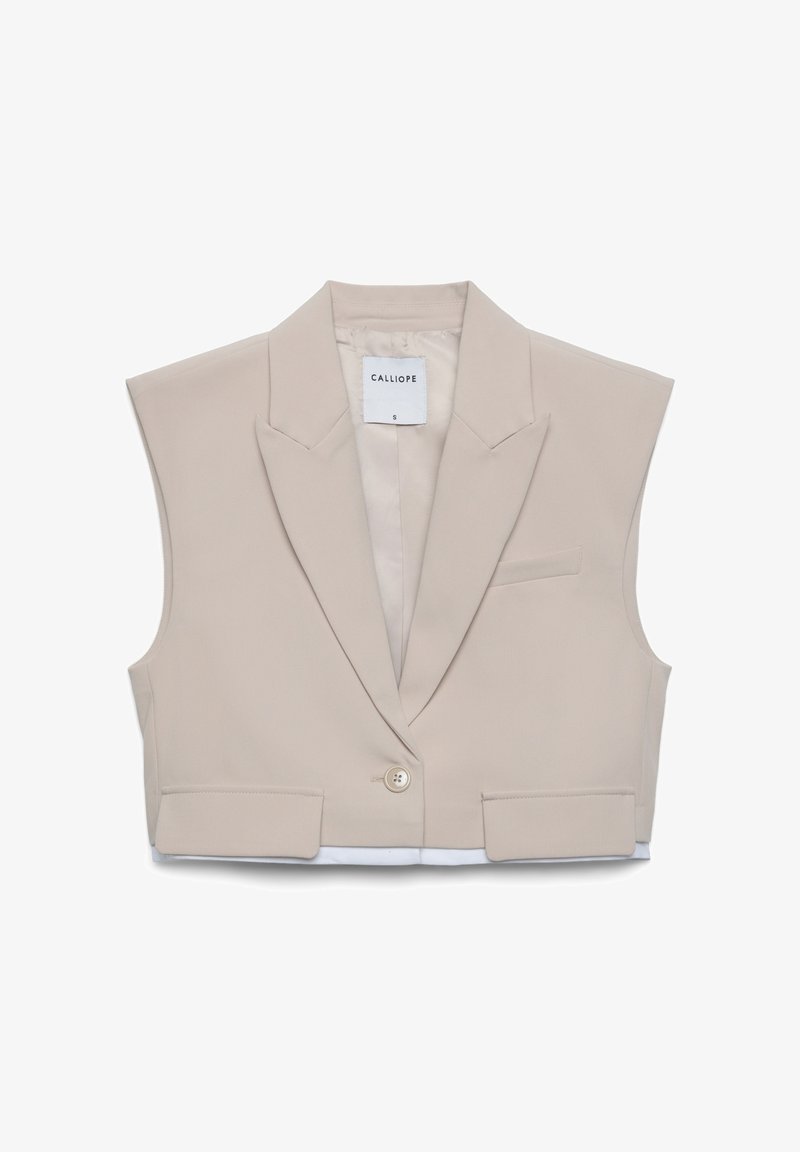 Blazer smanicato beige corto con colletto a punta, chiusura con un solo bottone e due tasche frontali. Tessuto liscio con design strutturato.