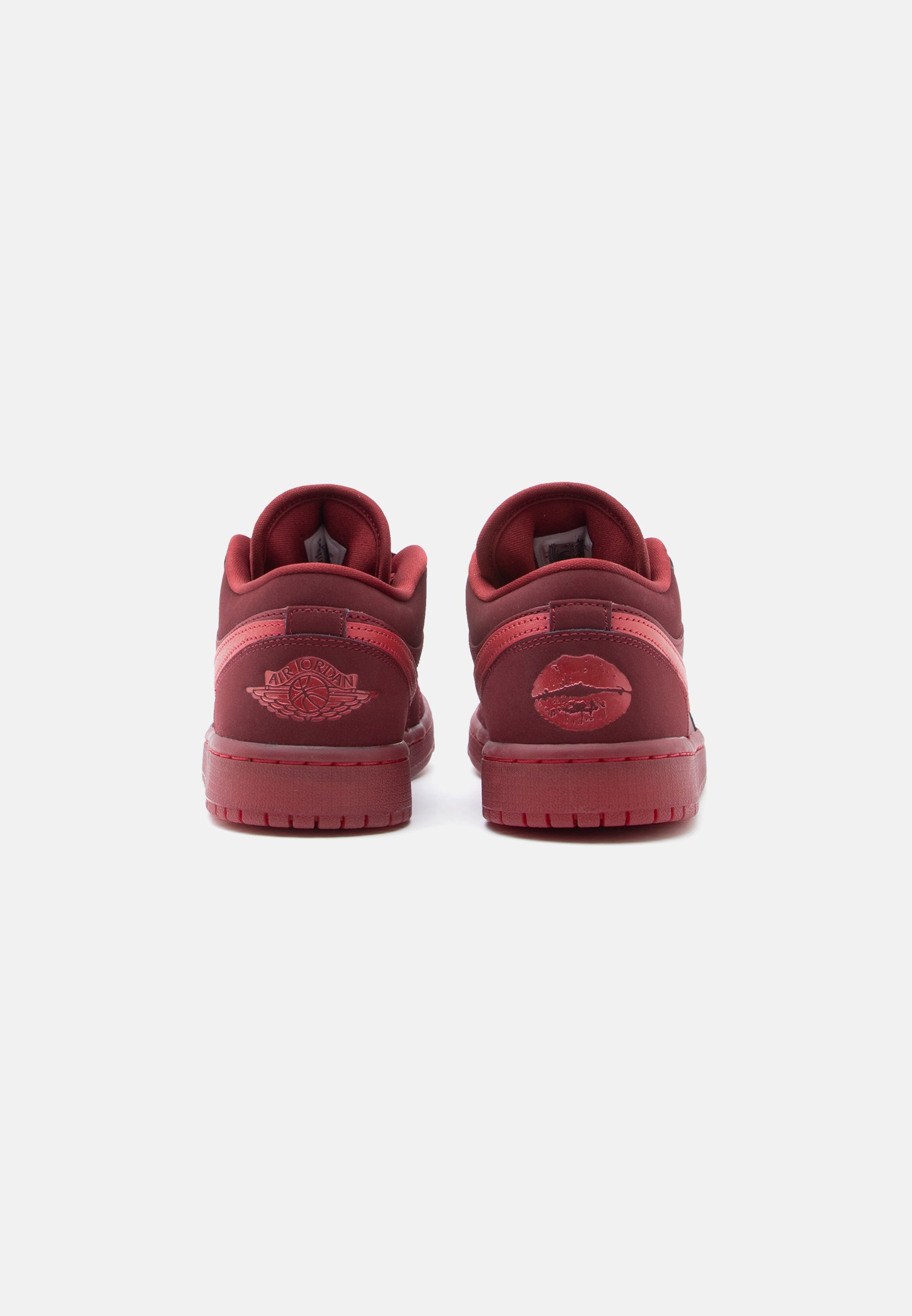 Jordan AIR JORDAN 1 LOW SE - Sneaker low - team red/sierra red