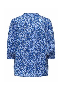 Blå blomstret bluse med hvide detaljer, der har lange ærmer, samlede manchetter og et subtilt plisseret rygdesign.