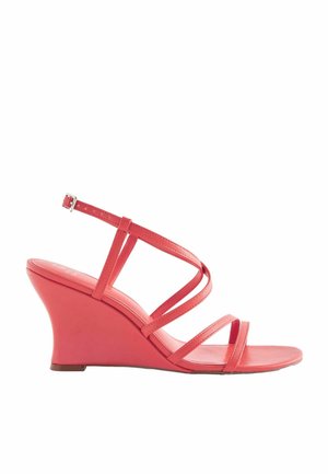 FOREVER COMFORT - Sandaletter med kilklack - coral pink