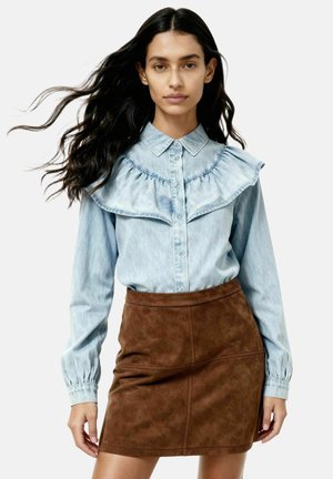 PCBIRKE RÜSCHEN - Overhemdblouse - light blue denim