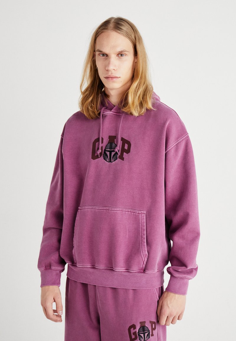 GAP Kapucni - red