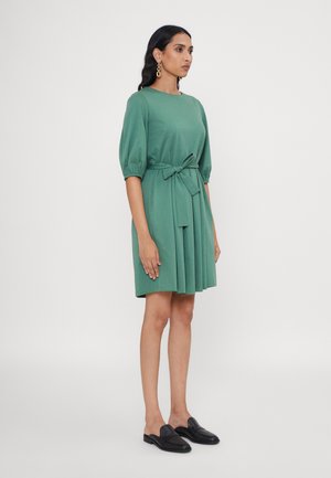 JUMBO - Jersey dress - verde