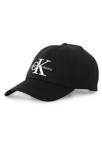 Schwarze Baumwoll-Baseballkappe mit gebogenem Schirm, die auf der Vorderseite mit einem weißen gestickten "CK"-Logo und dem Text "Calvin Klein Jeans" verziert ist.