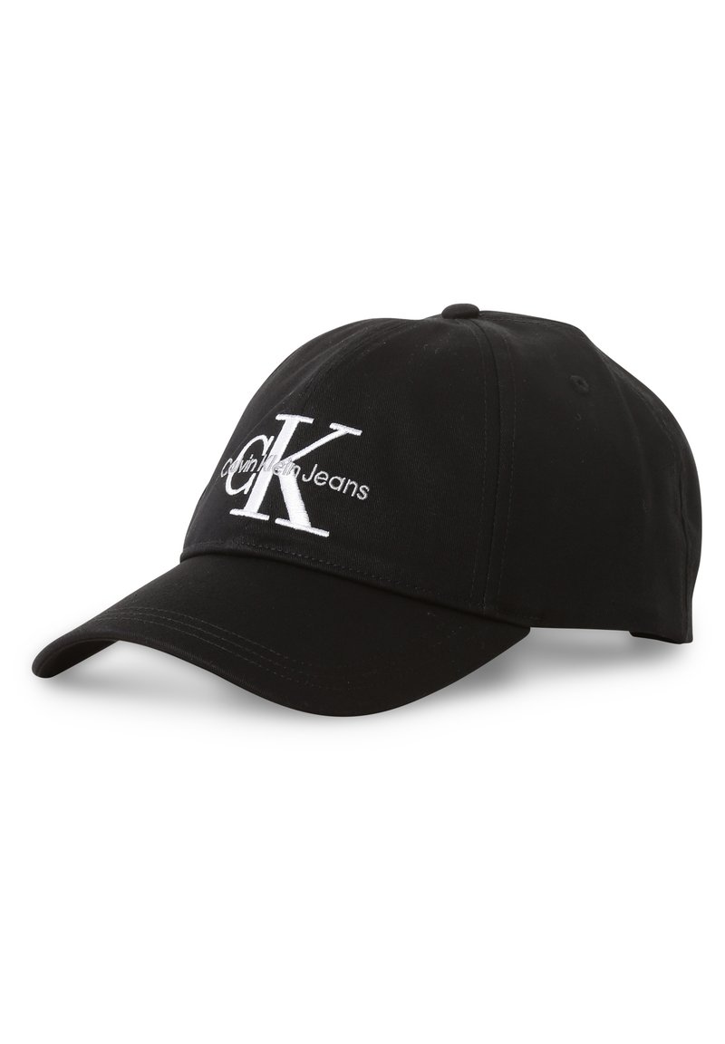Schwarze Baumwoll-Baseballkappe mit gebogenem Schirm, die auf der Vorderseite mit einem weißen gestickten "CK"-Logo und dem Text "Calvin Klein Jeans" verziert ist.