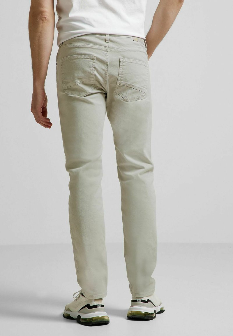 Makellos Schüler Kontaminiert cream jeans mens Kalzium Berechnung