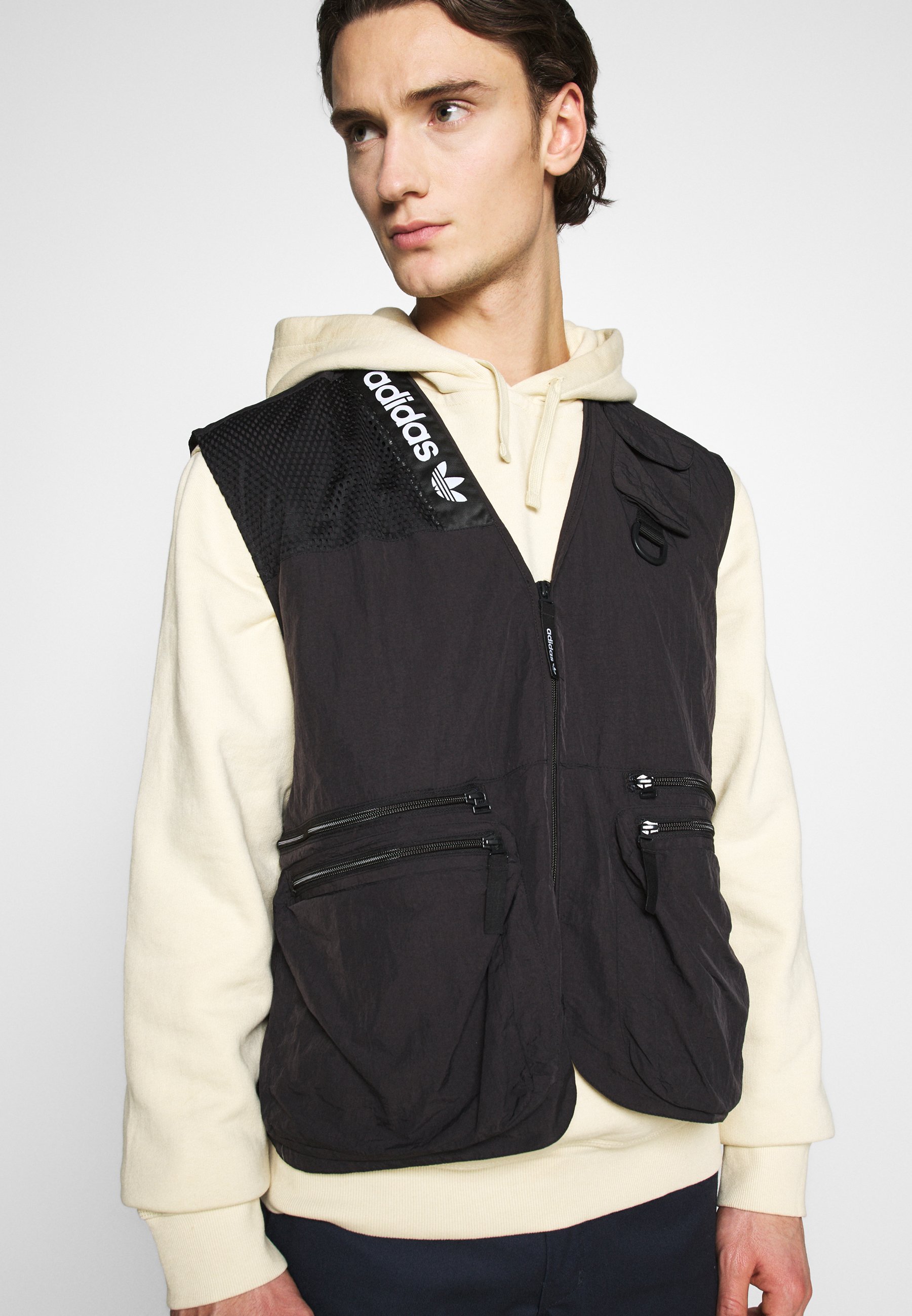 adidas trail vest