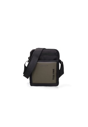 Borsa messenger nera con un pannello frontale verde, tasche con zip, cinturino regolabile e dettagli testuali sul davanti. Materiale resistente con una forma squadrata.